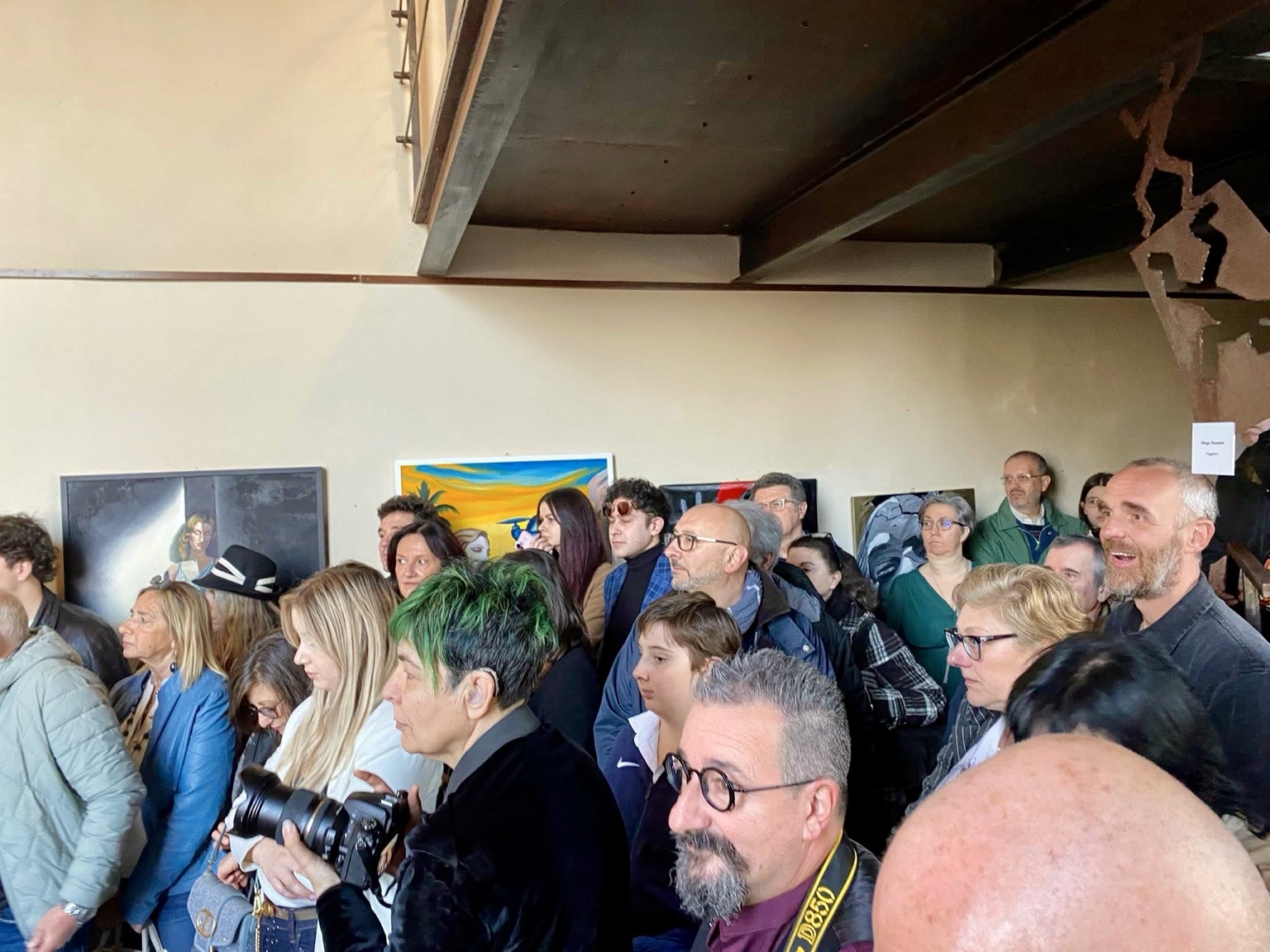 Il pubblico riunito per l’inaugurazione